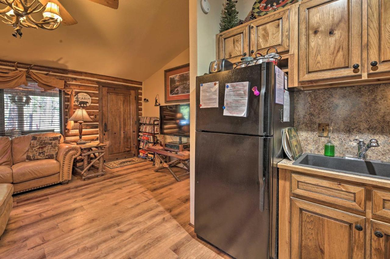 Rustic Lakeside Cabin - Family And Pet Friendly! 파인톱-호변 외부 사진